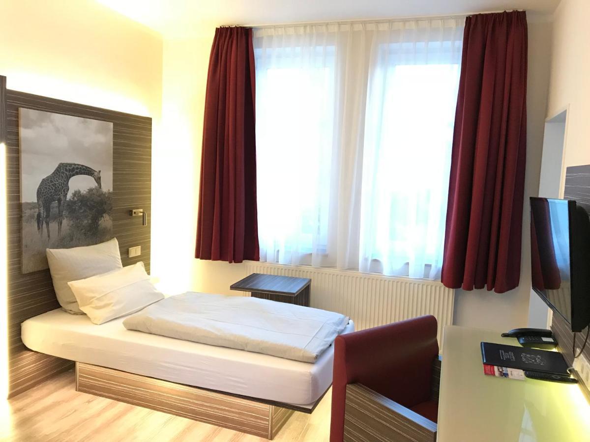 Gieschens Hotel Ахим Экстерьер фото